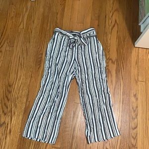 Loft Flowy Cutoff Pants